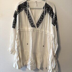 Women's Free People LS Tunic Dress - Cream Black Detail - Size Medium - NWOT